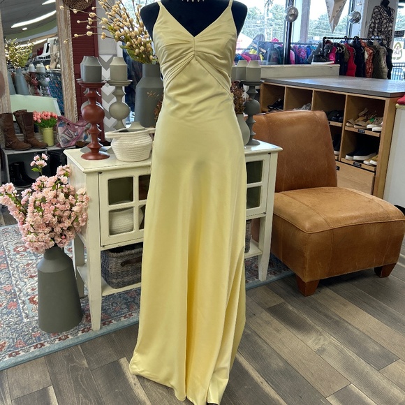 NWT OK Bridal pale yellow Prom special occasion gown 2 - Picture 1 of 6